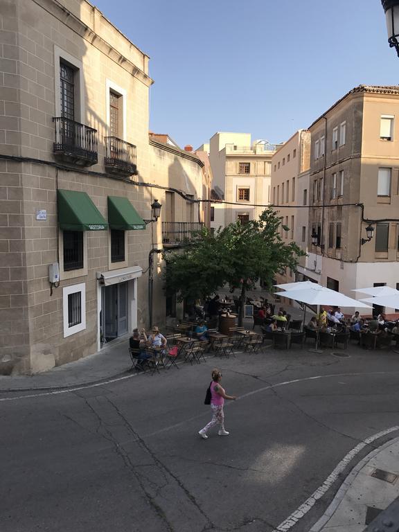 Serendipia Caceres Bagian luar foto