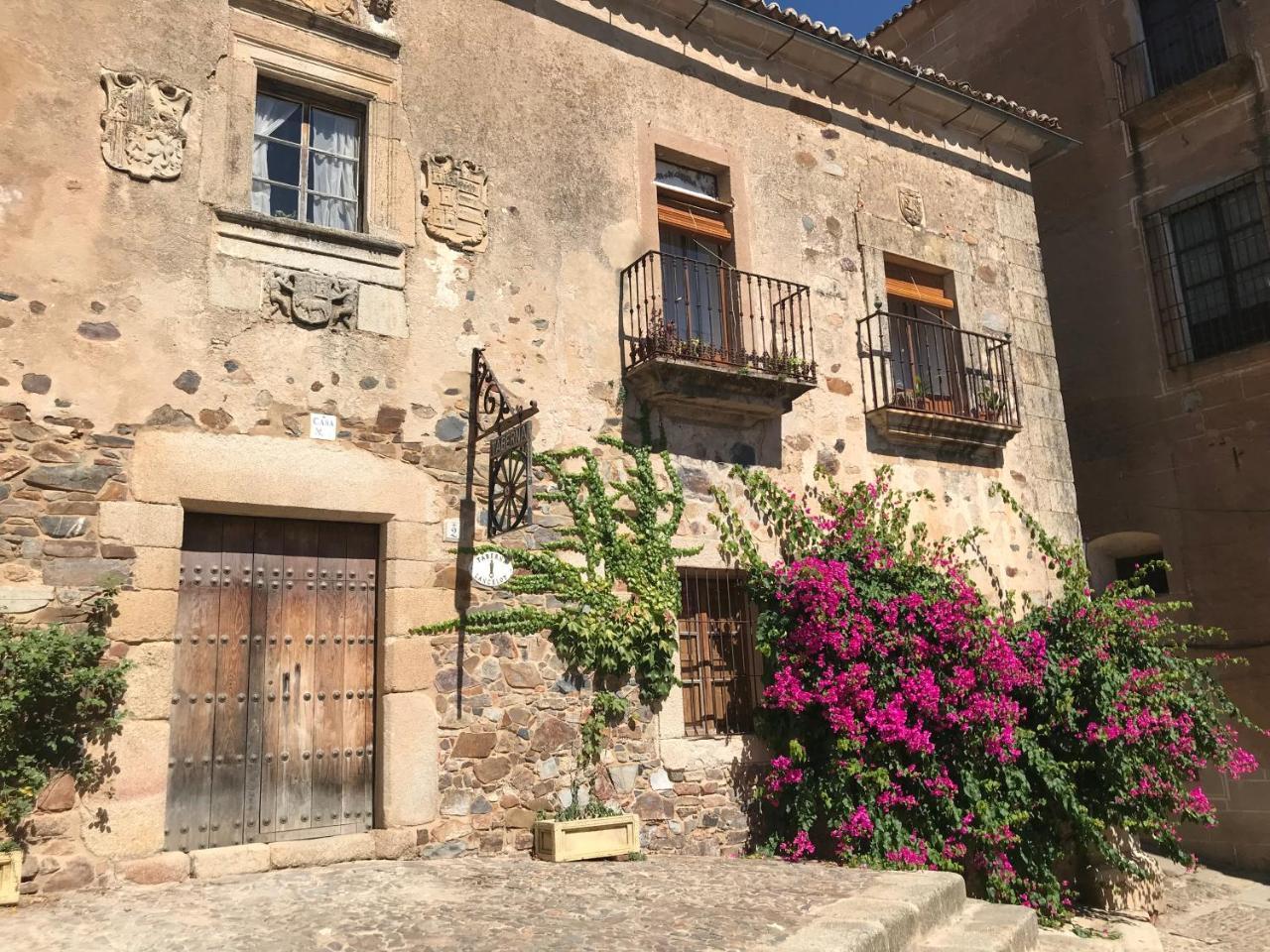 Serendipia Caceres Bagian luar foto